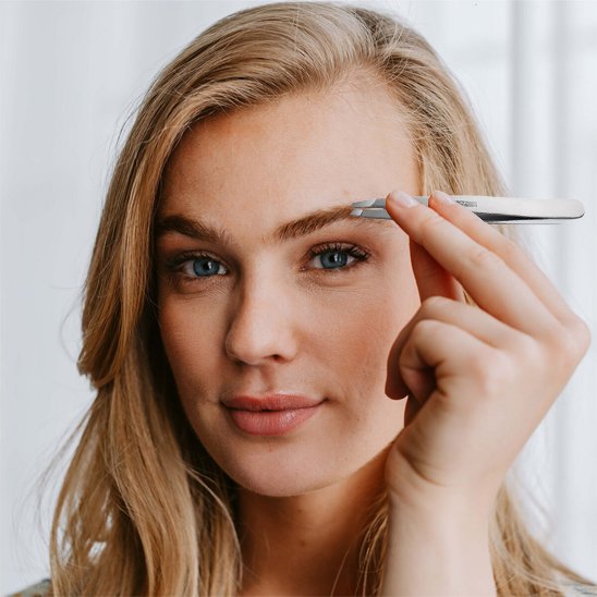Pince à épiler epilation sourcils nette