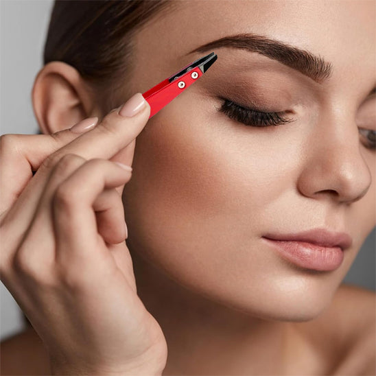 pince a epiler ideal pour dessiner les sourcils