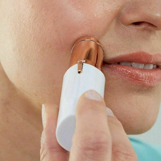 utilisation de epilateur de-visage pour finitions propre
